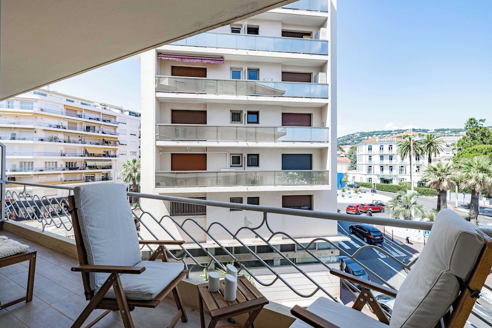 Apartment for 4people in Martinez