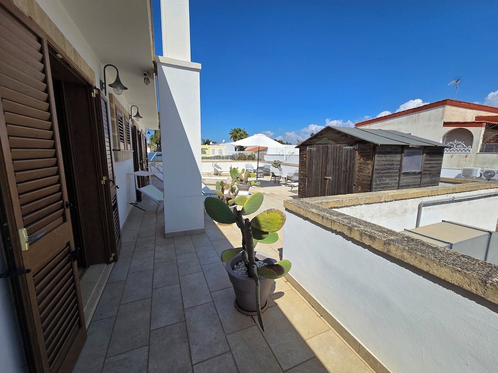 Lido Marini Rooms Affittacamere B&B
