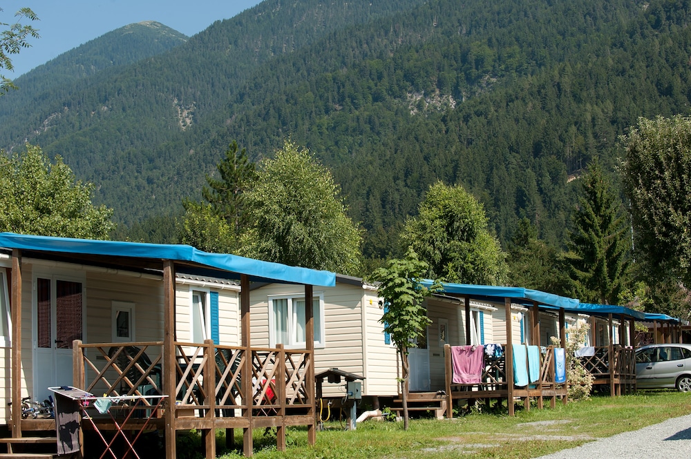 Schluga Spa Apartments & Mobile Homes