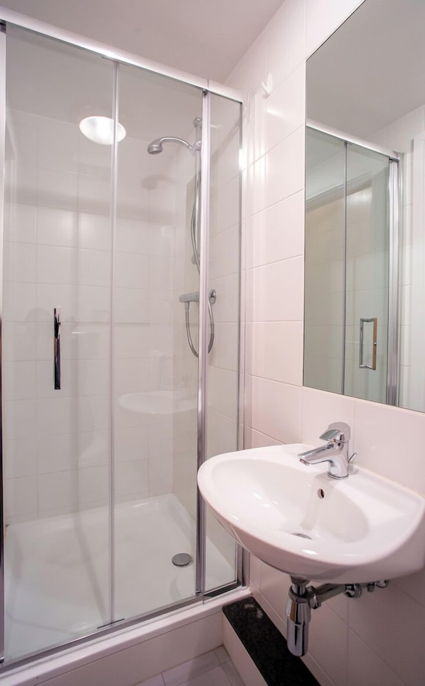 Grand Canal Square Apartments