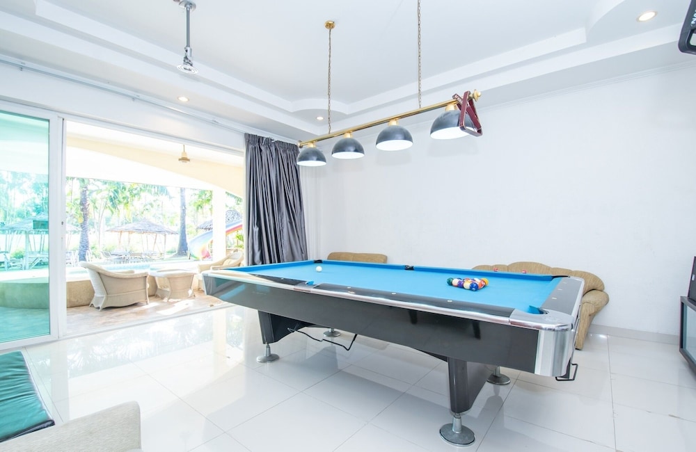 Pool Villa for Families and Party