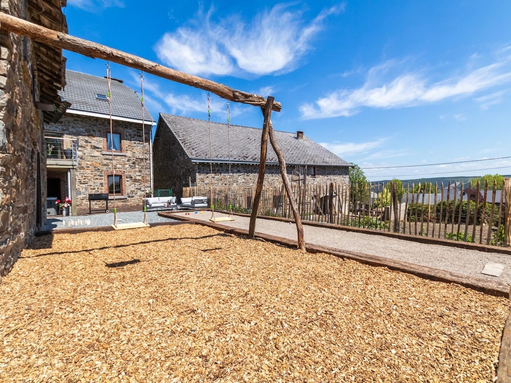 Country House Near Coo Waterfalls With Jacuzzi
