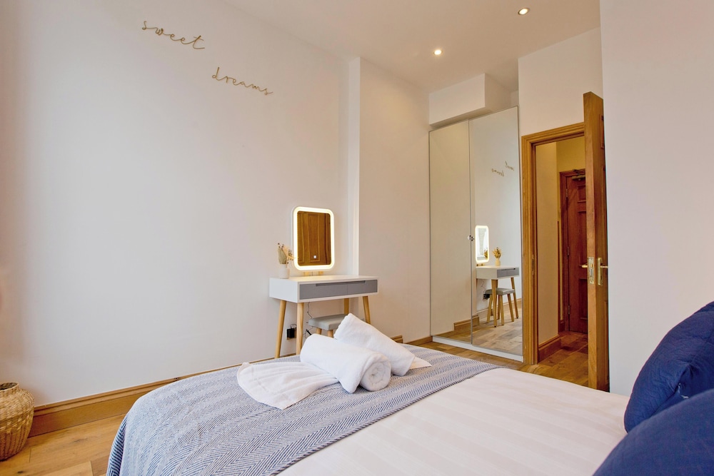 Imperial Earls Court Apartments