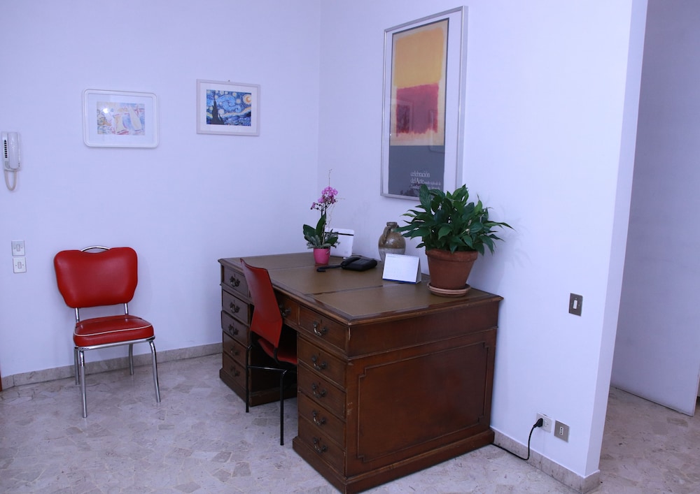 Photo 6