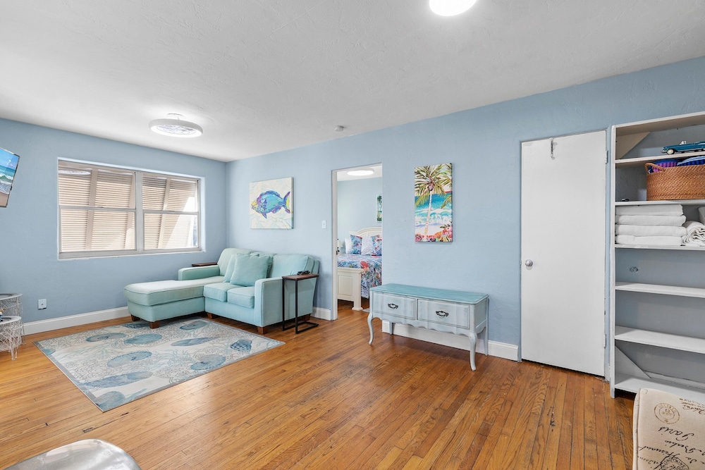 Flagler Suites 4