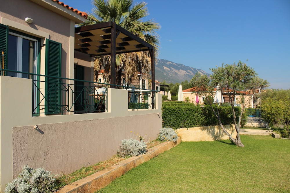 Oneira Villas