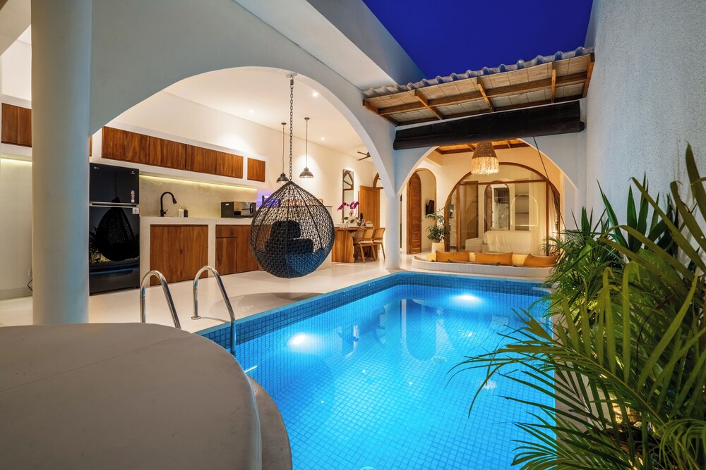 La Feliz Villa Balinesia - 2 Bedrooms