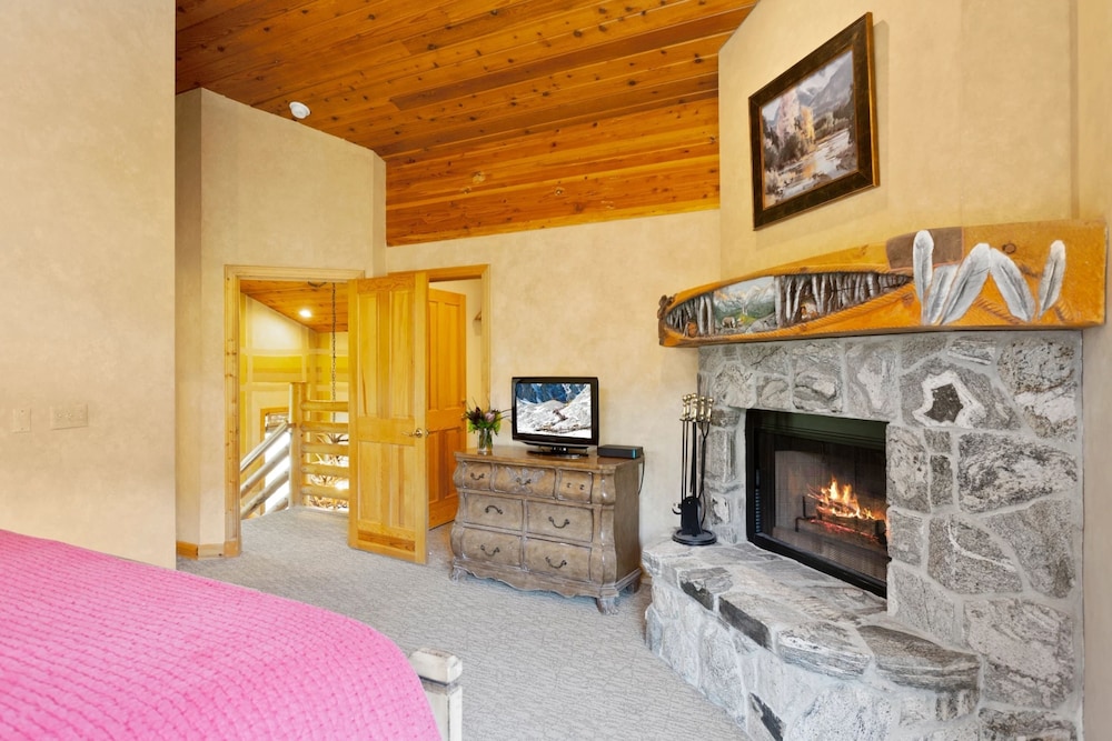 Trail's End Lodge at Deer Valley Resort - Four Bedroom Residence with Spa #18 4 Condo