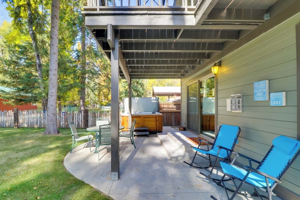5 Mi to Whitefish Resort: Home w/ Shared Yard!