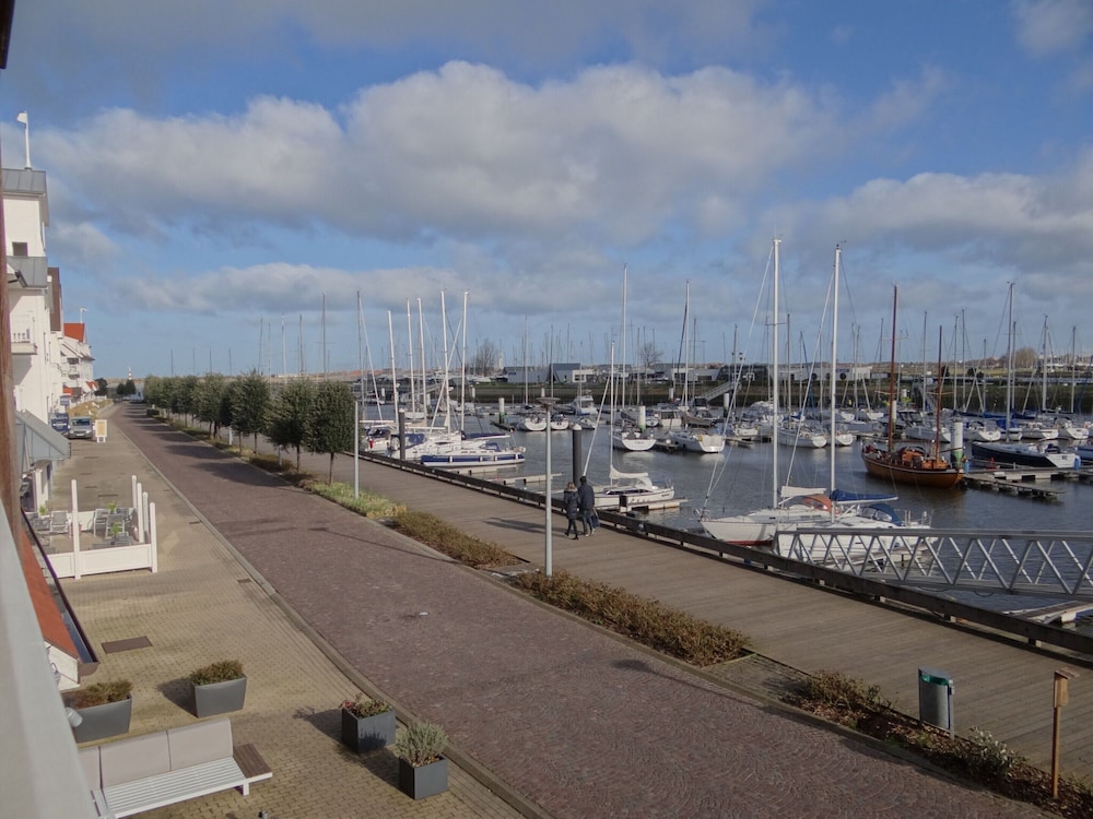 Apartment in Nieuwpoort Near Scenic Beach