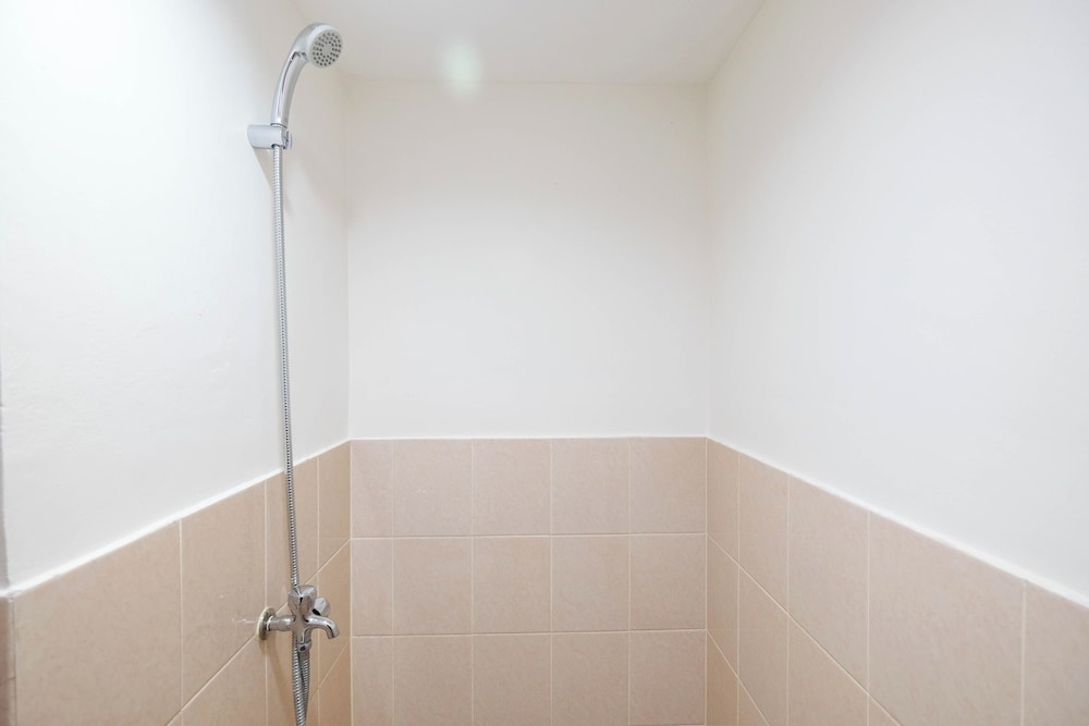 Modern and Cozy 2BR Podomoro Golf View Apartment