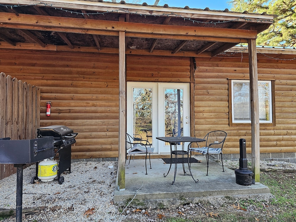 Honey Bear Haven Suite 5