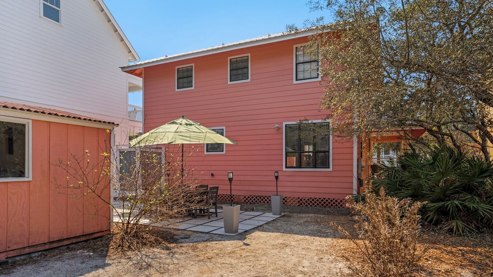 3 Minutes to 30A Beaches; Pretty in Pink Seagrove Home view 4