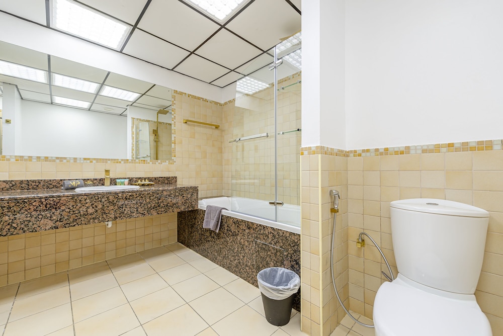 Marco Polo - Deluxe Waterfront Roomy Apt, Perfect for Groups
