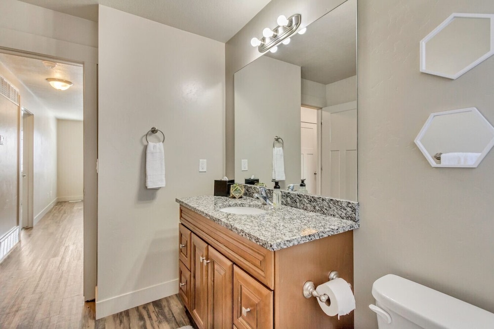 3 Bed 2 Bath King Beds With Smoker Grill