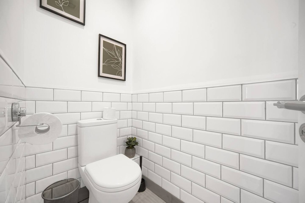 Spacious Cardiff Central Fast Wifi Netflix