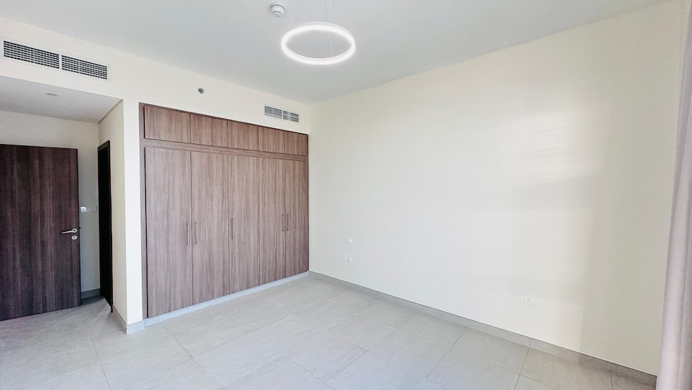 Sunday Sheikh Zayed Road Concord Tower 2 BR by Belvilla