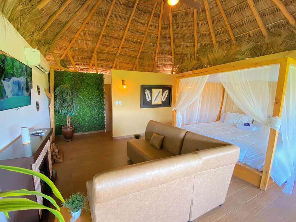 Palm Valley Cabins view 5