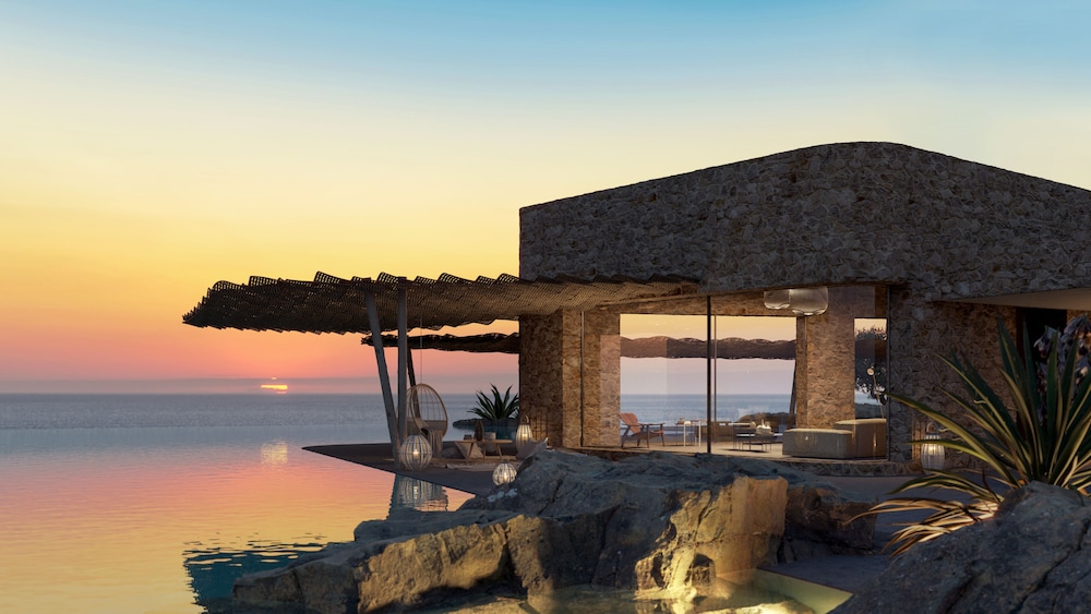 Adytum Villas