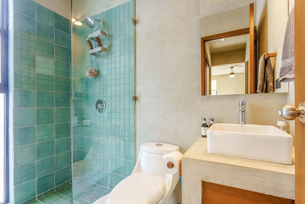 Eco-sustainable Luxury Between Beach Hotspots & Tulum Town by Stella Rentals
