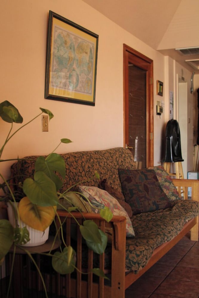 Ashland Vacations - Ashland Commons Hostel - Property Image 52