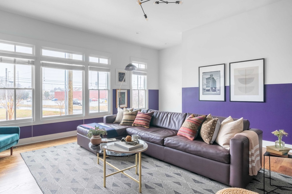 Sleeps 36 3 Townhomes, 12bdr, Mins to DT + Broadway Painted Ladies Nashville