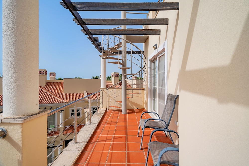 Vilamoura Garden Apartment by Homing