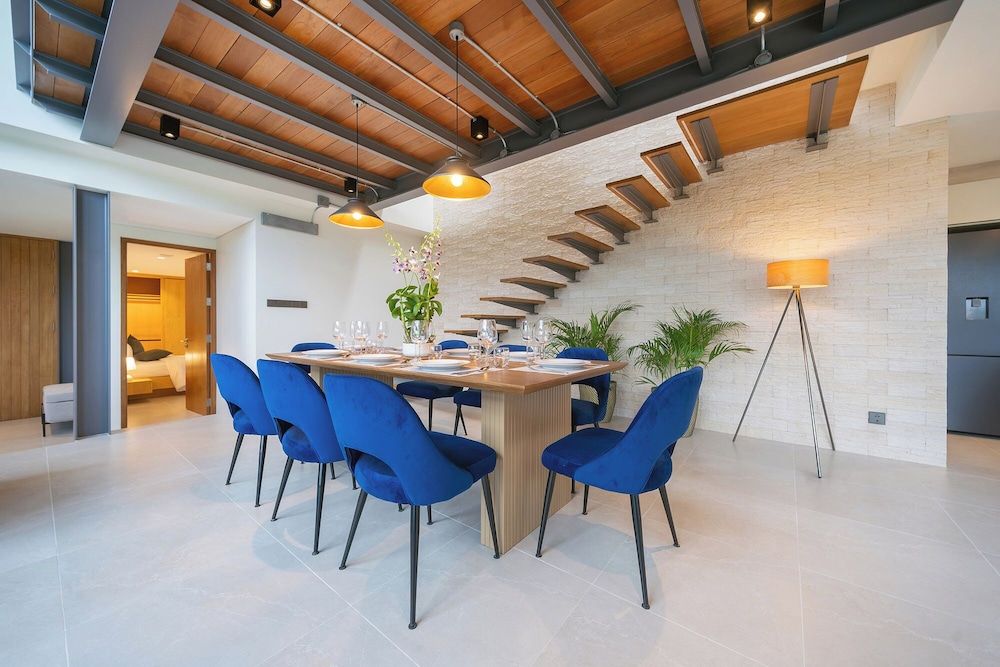 Riverhouse Phuket by Escape Villas