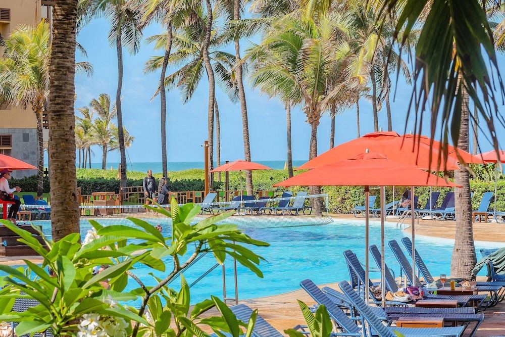 Beach Park Suites #333 Beachfront By Carpediem