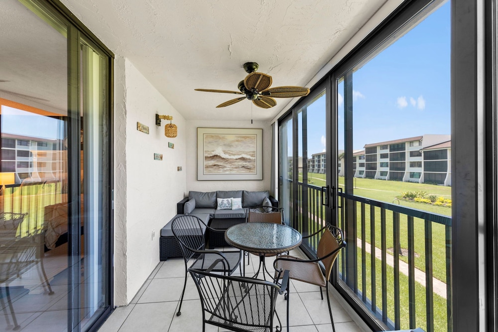 Loggerhead Cay 472 - Beach Front Pet-friendly