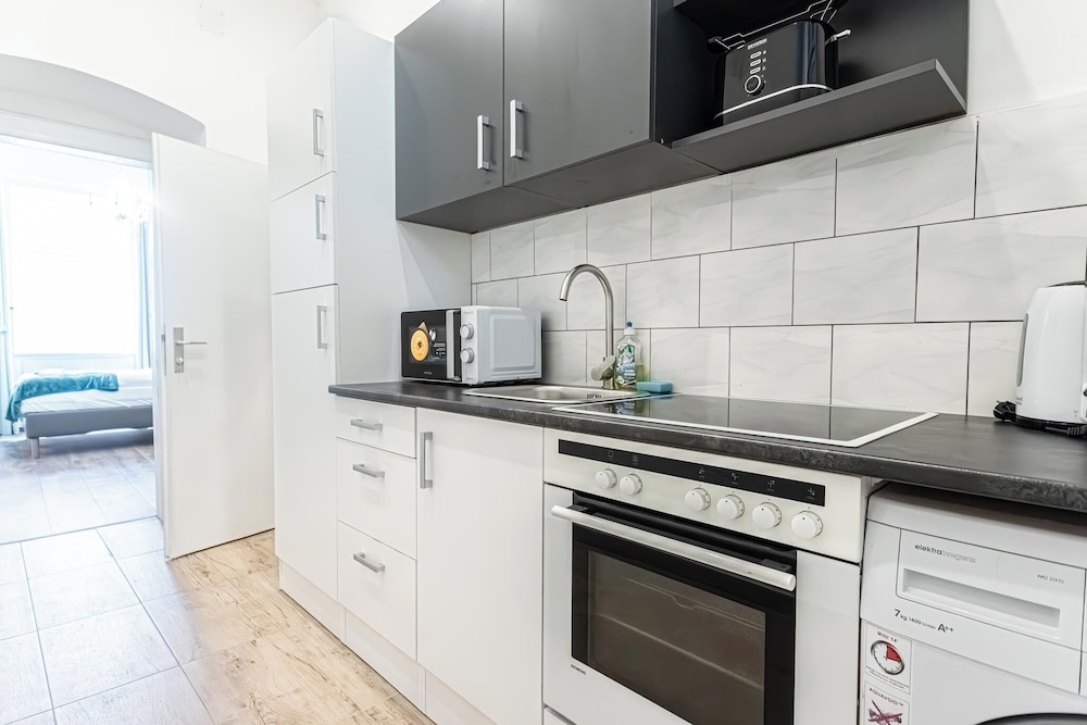 Cozy 1BR Apartment in Prime Location
