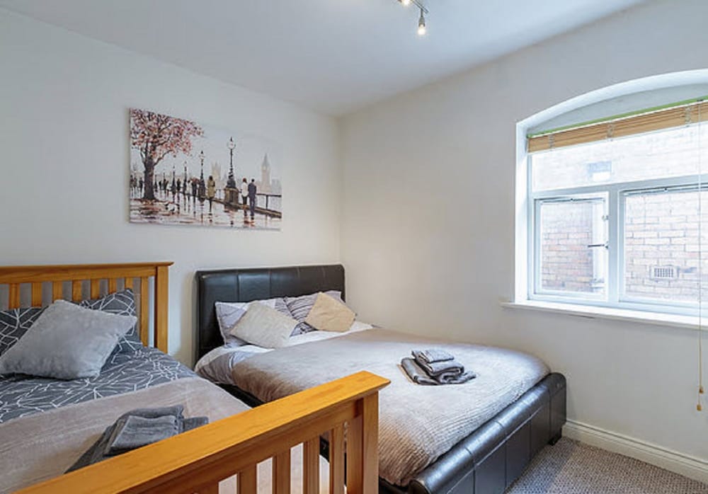 Luxury Central Newcastle Apartment 20 view 2