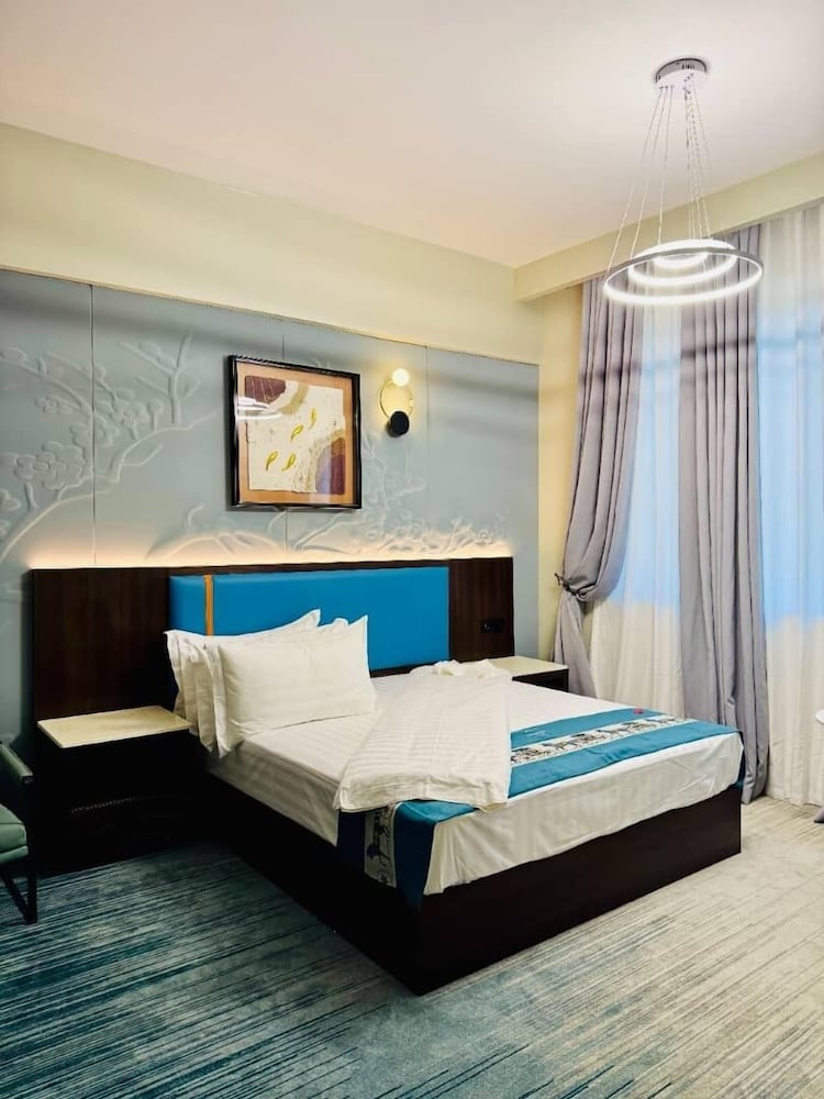 THE LEVELS BY 101 HOTEL