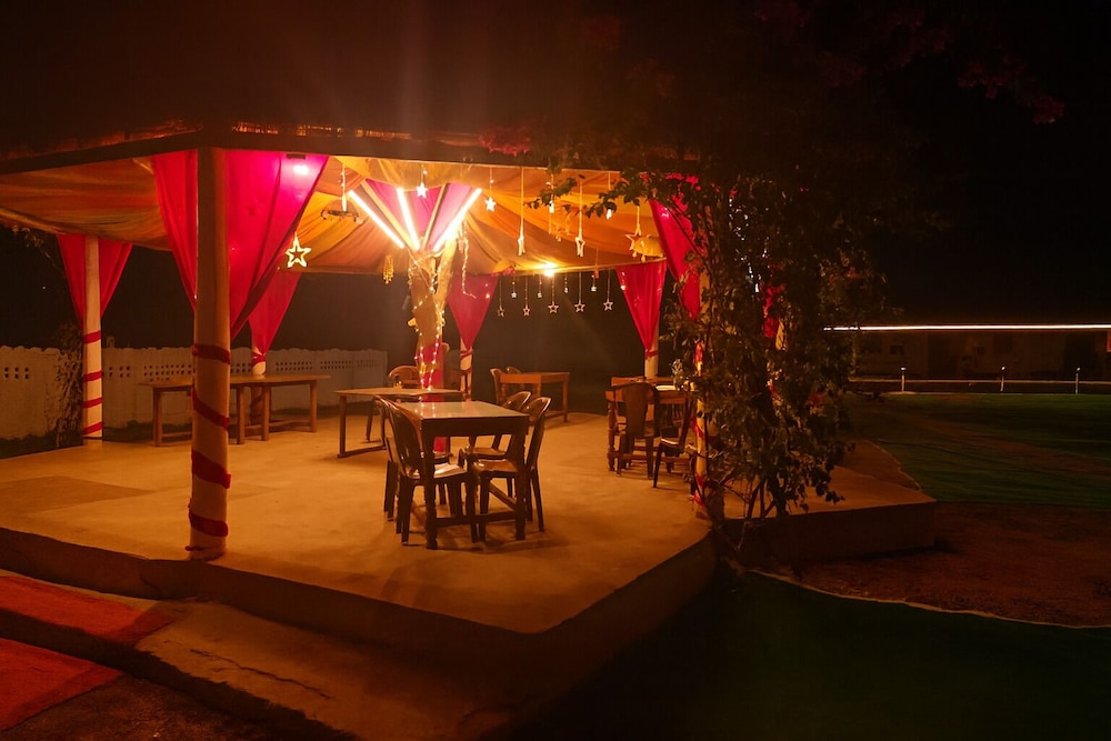 STAYGURU SURKHAB RANN RESORT