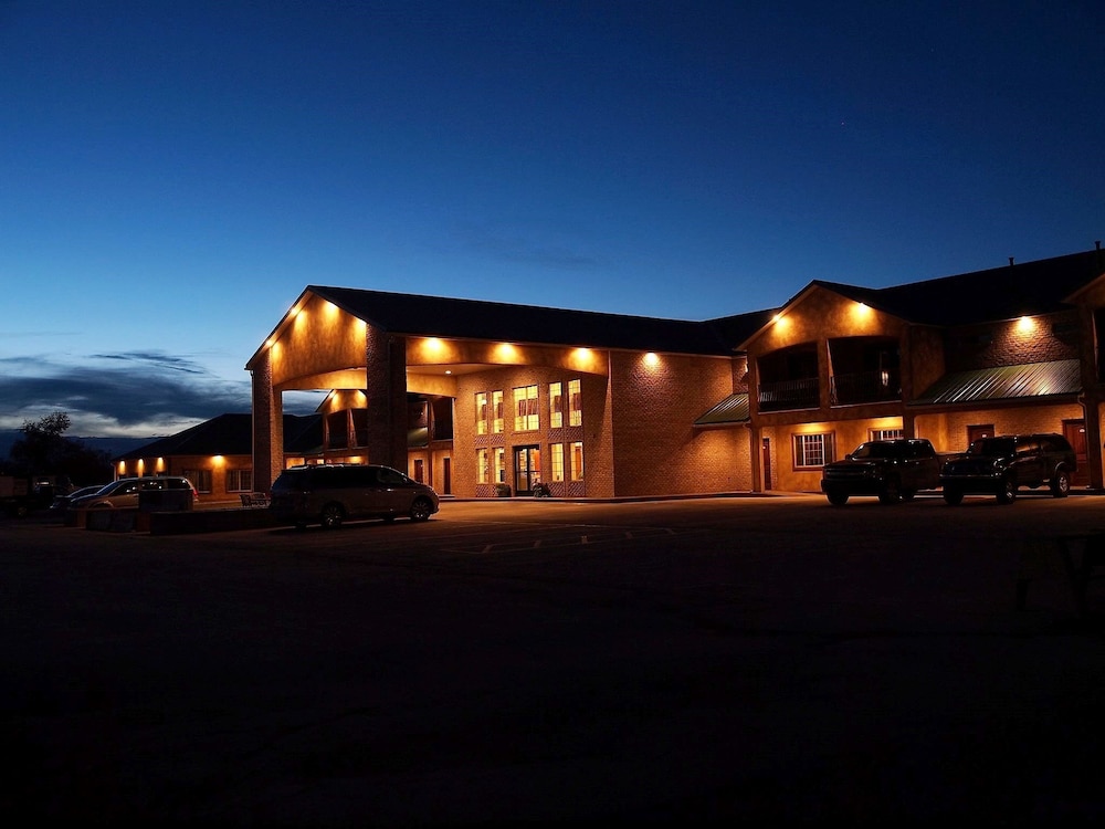 CB&M Executive Suites