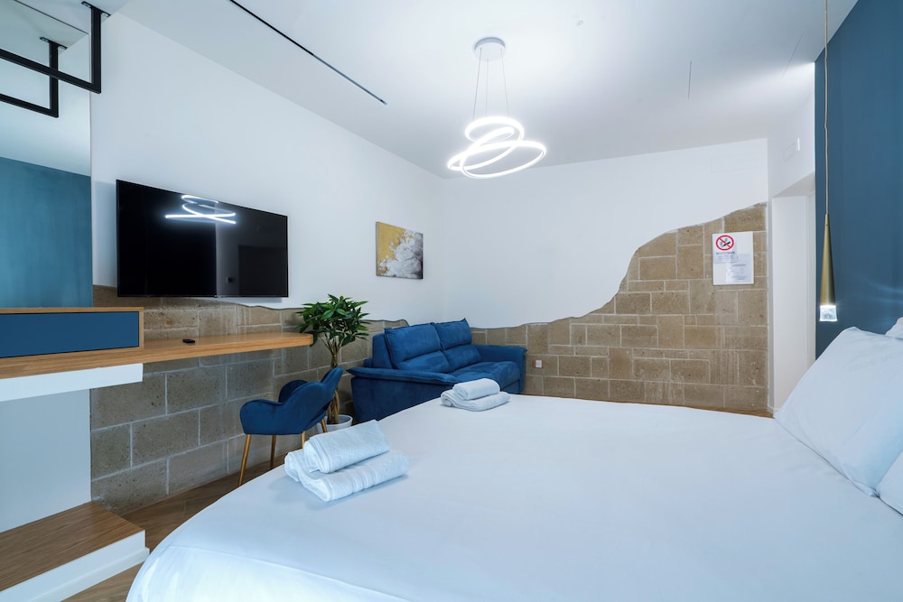 Diamonds Rooms and SPA
