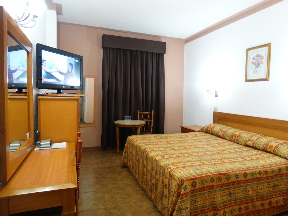 Reynosa Vacations - Hotel Astromundo - Property Image 8