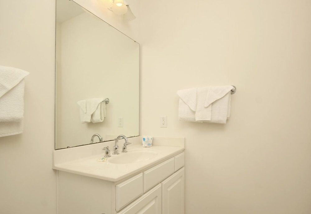 1302 Crow Creek Drive - Property Image 8