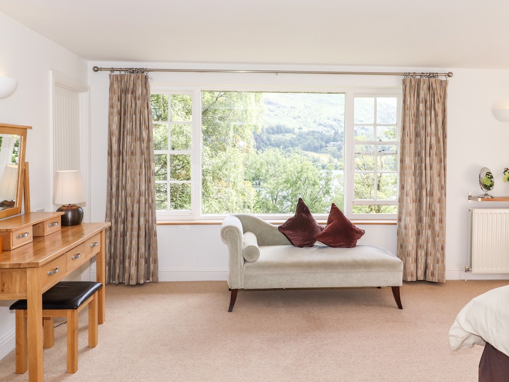 Huntingstile Lodge