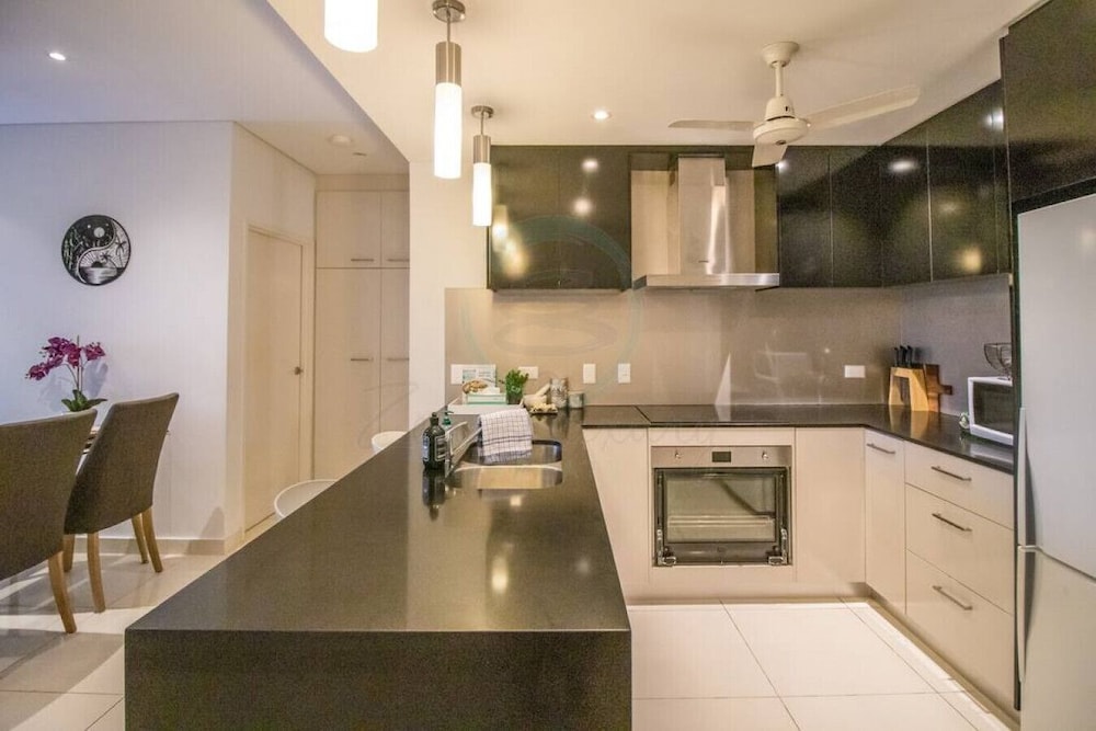 ZEN CENTRAL AMBIENT - 3Bedroom Apartment