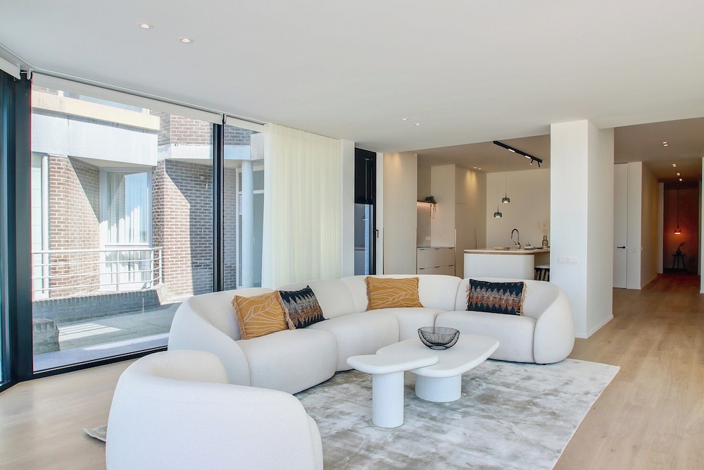 Apartment in Nieuwpoort With Sea View