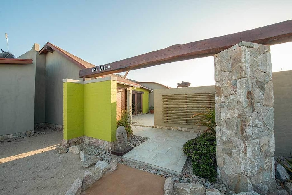 Desert Breeze Lodge