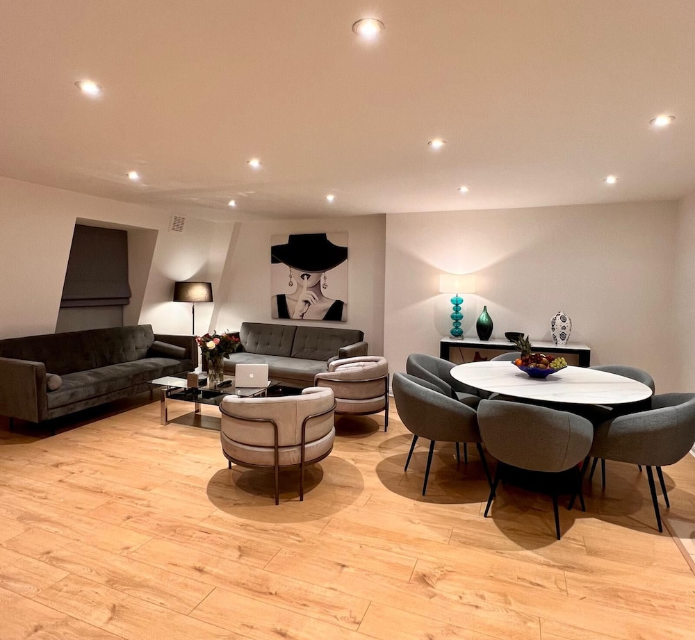 Mayfair Piccadilly Apartment