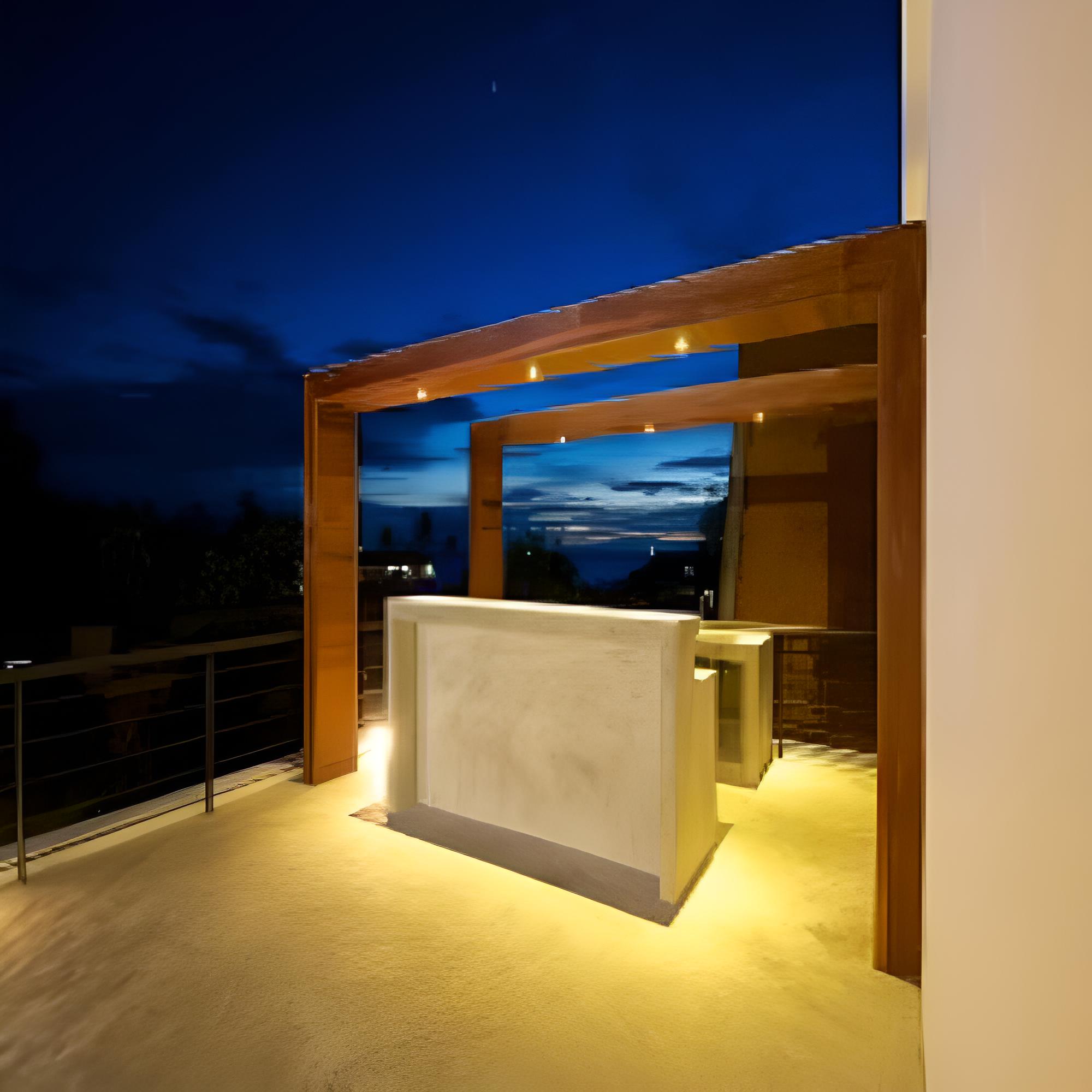 Thalassa Hotel