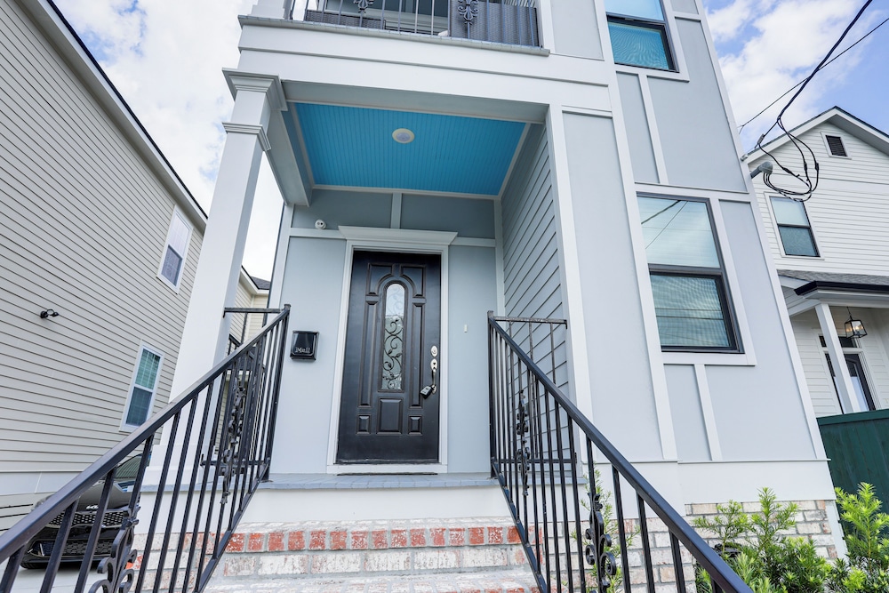 < 2 Mi to Jackson Square: New Orleans Home w/ Yard