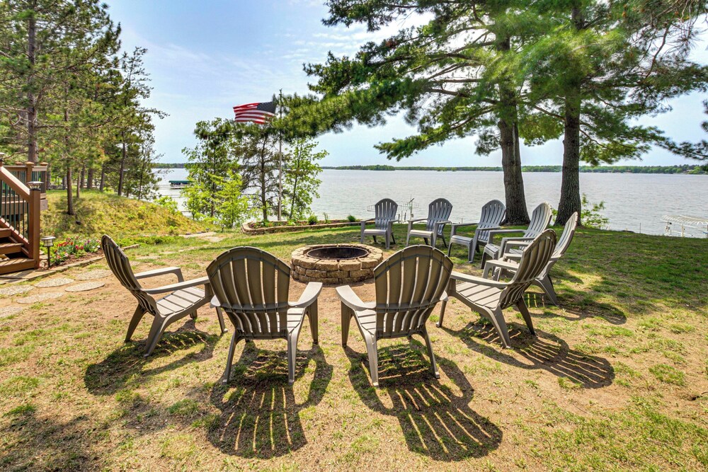 Family Retreat on Cross Lake: Boat, Swim & Relax!