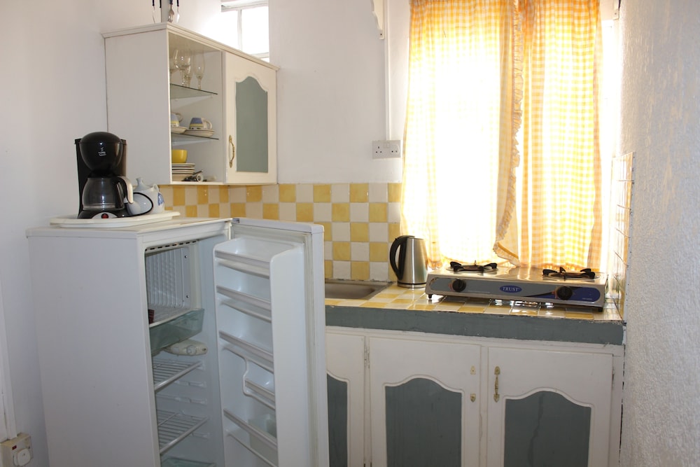 Pillay Guest House