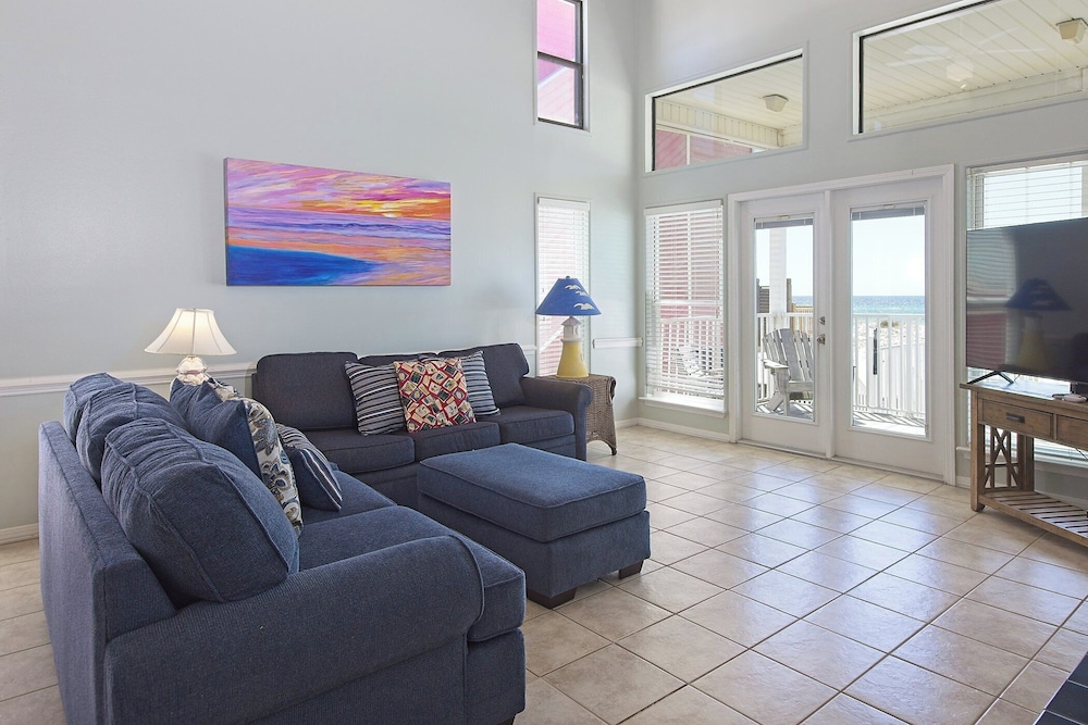 Triple Seas by Southern Vacation Rentals