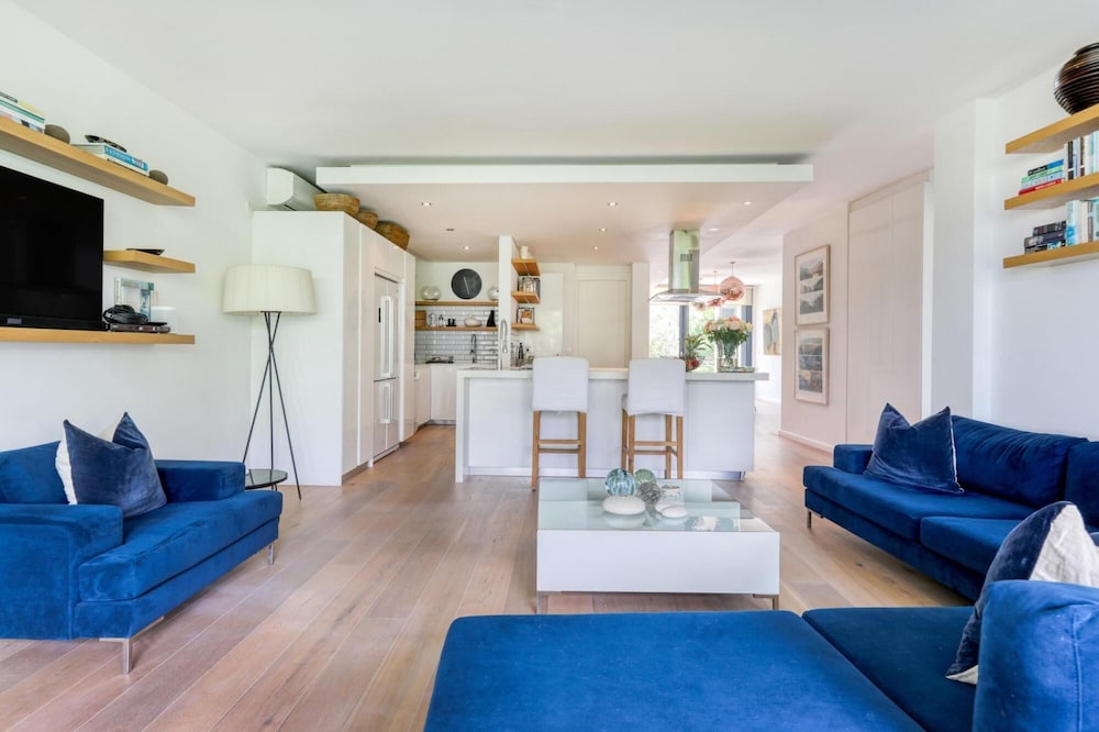 Soltera Glen Apartment - Camps Bay view 2