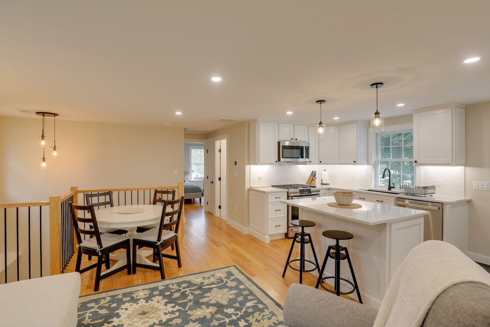 3 Mi to Minute Man Nhp: 'summer St Retreat' + Deck